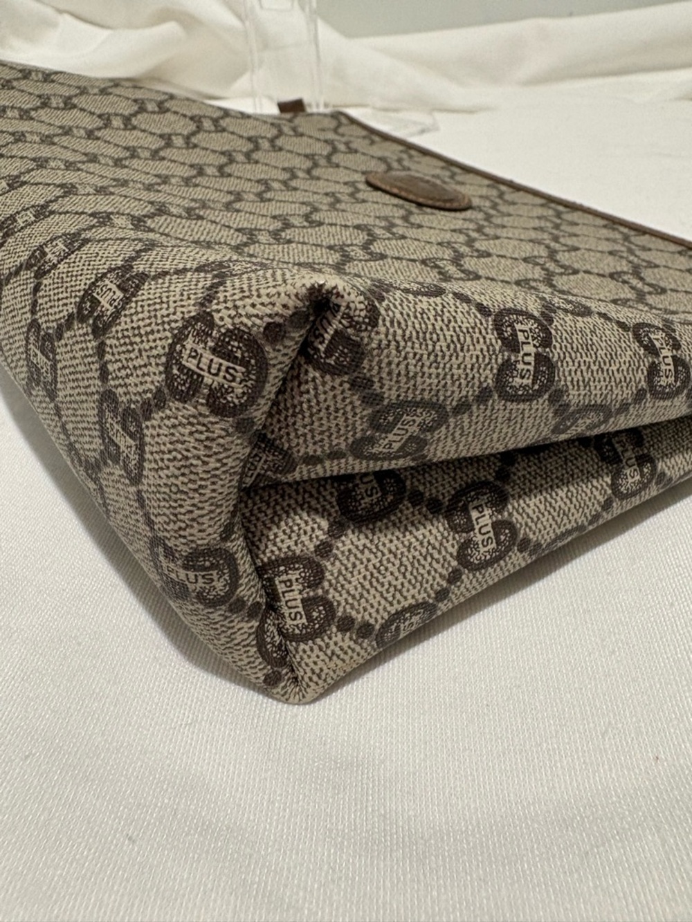 Authentic Gucci Vintage GG Canvas Clutch Pouch with certificate - Picture 13 of 13